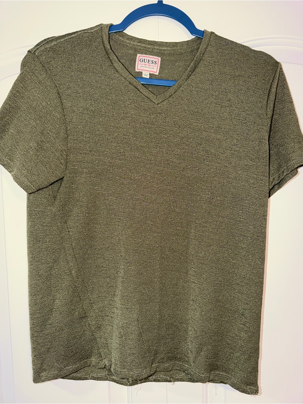 GUESS Men's Olive Green V-Neck Short Sleeve Tee